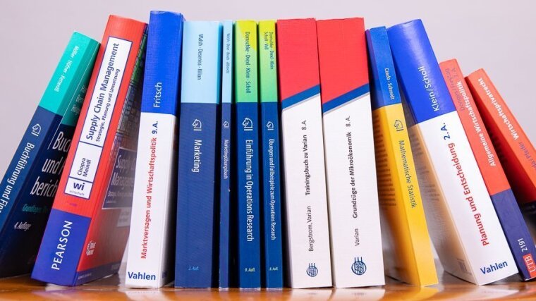 WiWi-Bücher