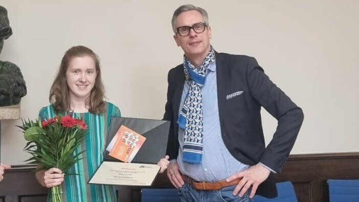 Holger Lüking (right) congratulates Elisa Stumpf