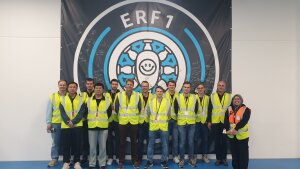 OM-Lehrstuhl besucht Amazon in Erfurt