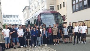 Studierende, Lehrende und Mitarbeiter von Skatedeluxe