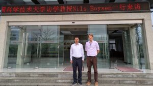 Prof. Boysen (r.) zu Besuch in China